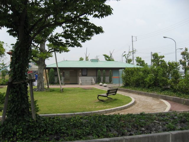 公園　南ふれあい広場（公園）まで630m