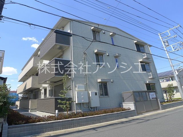 建物外観　サンフルールのご紹介は住まいの窓口　アソシエにお任せ下さい。