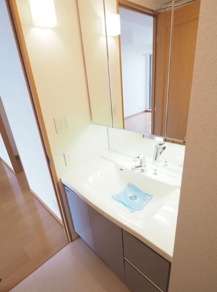 洗面設備　別部屋別タイプ写真イメージとして