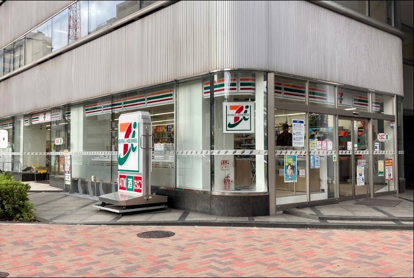 コンビニ　セブンイレブン品川西五反田3丁目店（コンビニ）まで137m