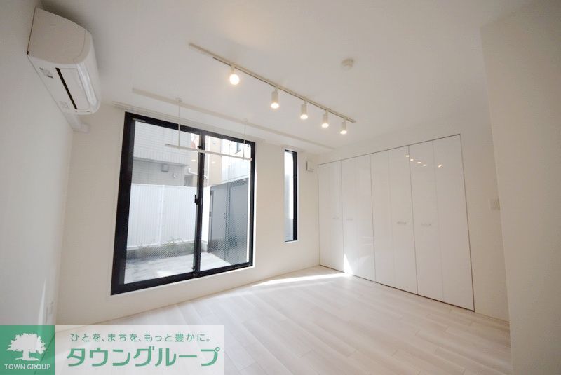 居室・リビング　★お部屋探しはタウンハウジング千歳烏山店へ★