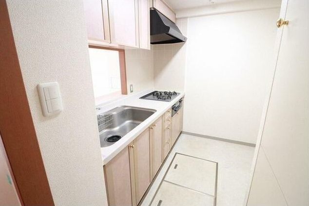 キッチン　同物件・別タイプのお部屋になります。（参考写真）