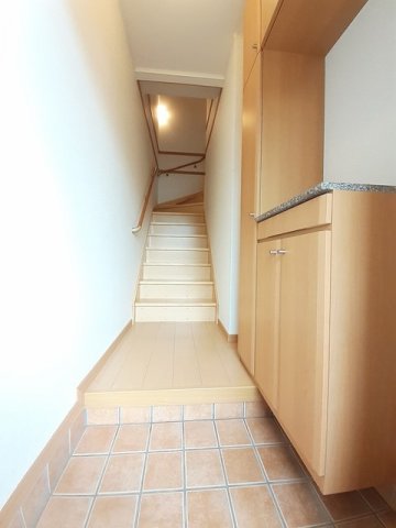 玄関　落ち着いた玄関です