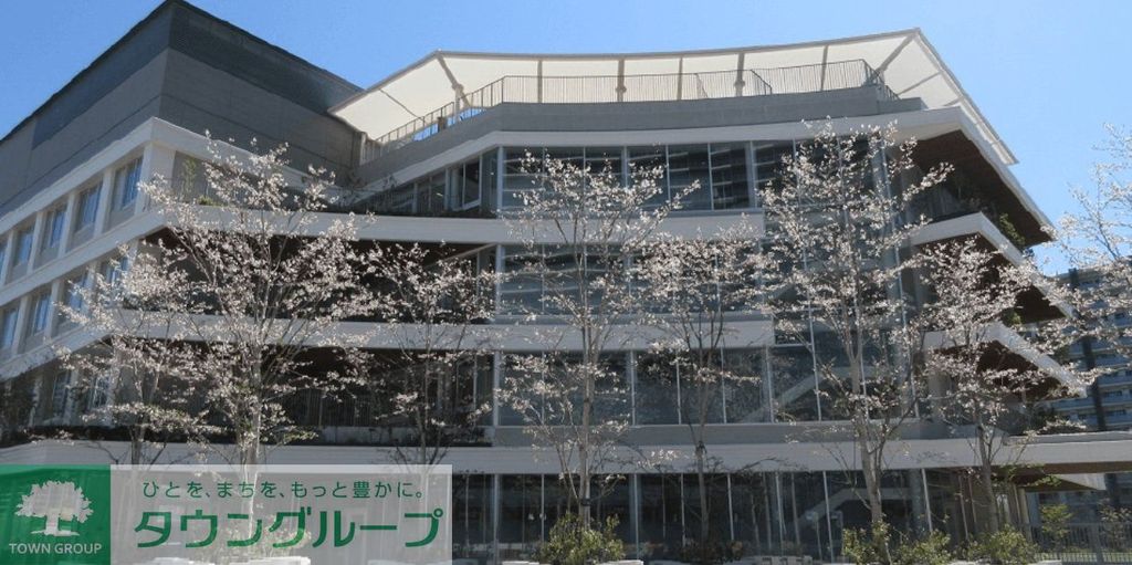 小学校　晴海西小学校・中学校（小学校）まで560m
