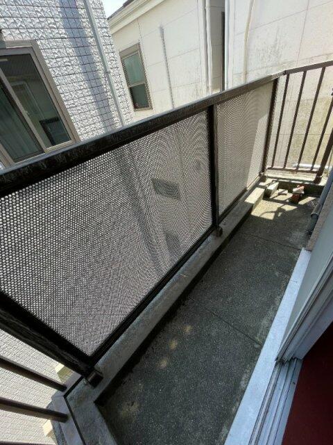 バルコニー　?