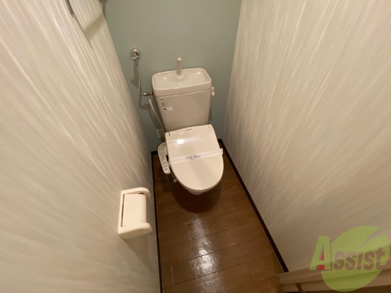 トイレ　トイレです。ウォシュレット付を探している方、おすすめです。