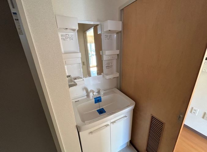 洗面設備　同物件別部屋です