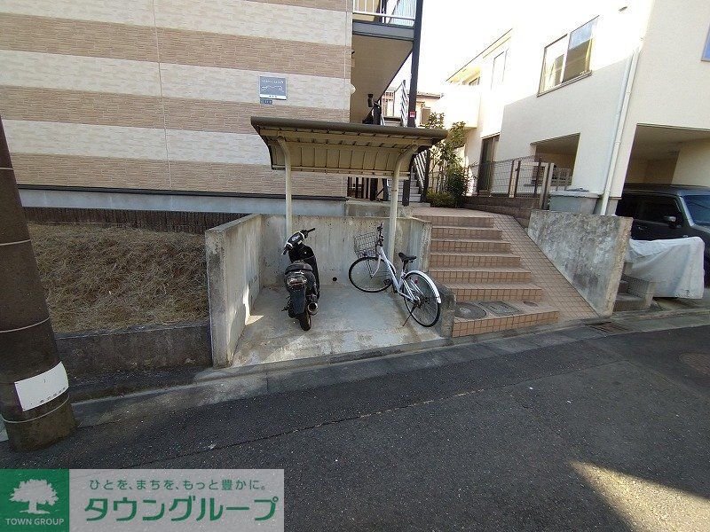 その他　駐輪場　原付＆自転車のみ駐輪可能
