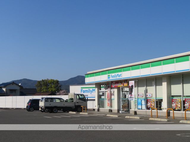 コンビニ　ファミリーマート下関菊川店（コンビニ）まで1734m