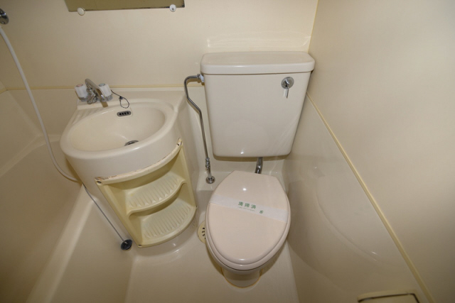 トイレ　落ち着いたトイレです