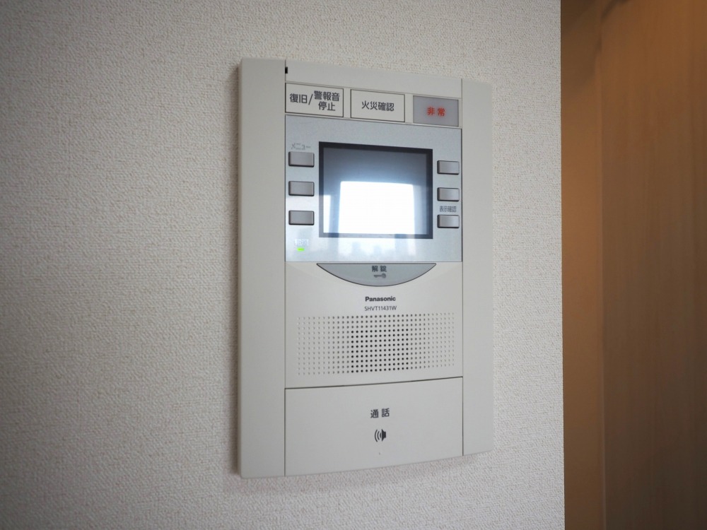 セキュリティ　モニター付きインターホンです