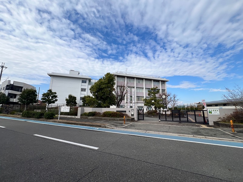高校・高専　大阪府立東百舌鳥高等学校（高校・高専）まで481m