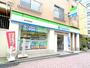 コンビニ　ファミリーマート高円寺駅西店（コンビニ）まで236m