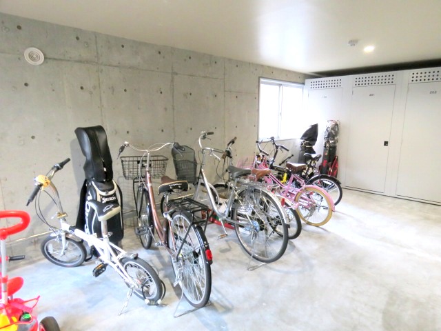 その他