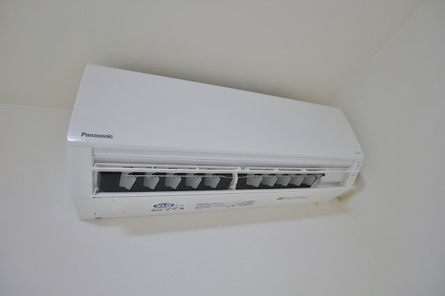 その他設備　エアコン2基