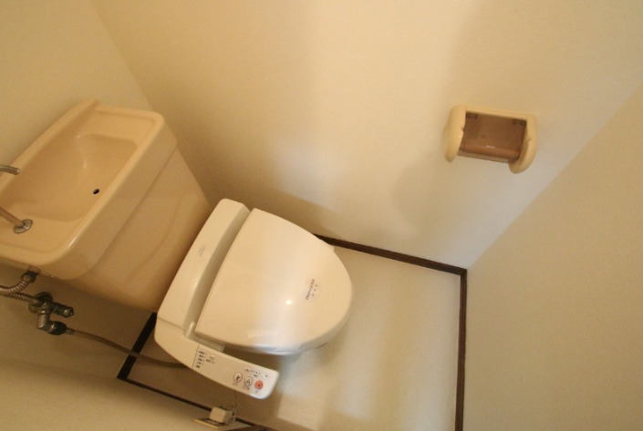 トイレ　清潔感のあるトイレです