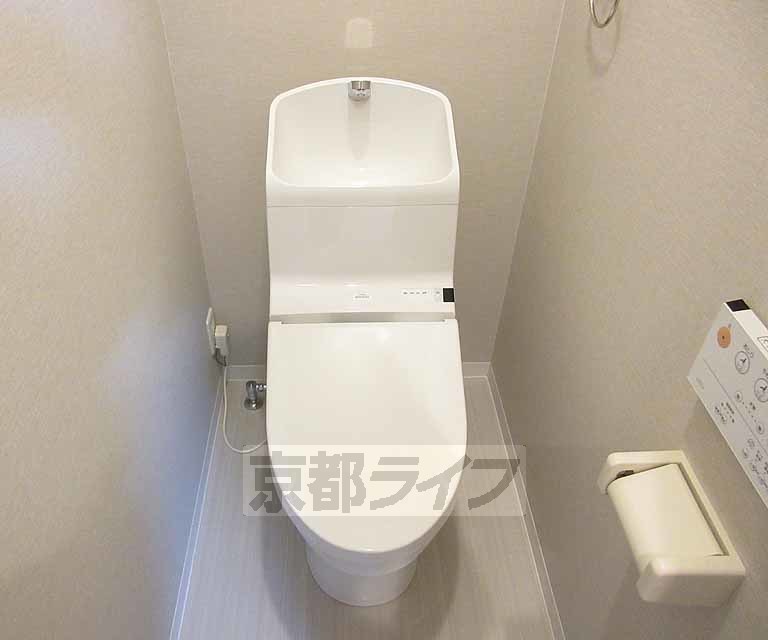 トイレ　清潔感のあるトイレ。