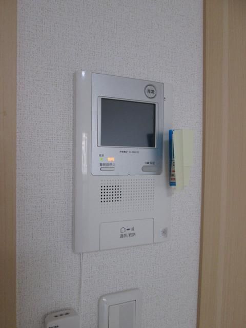 セキュリティ　★約9帖の洋室・オートロック★