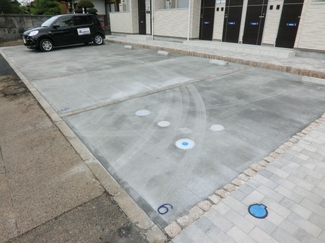 駐車場　敷地内駐車場です