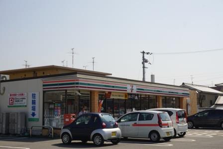 コンビニ　セブンイレブン守目堂店（コンビニ）まで306m