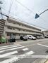 初芝駅より徒歩9分 築31年8ヶ月 3階建の賃貸物件