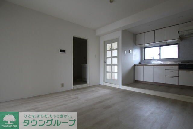 キッチン　※同タイプの部屋になります。