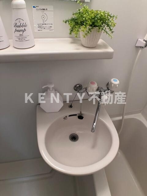 洗面設備　洗面所です