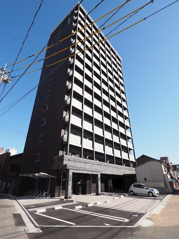 建物外観　黄金エリアの築浅物件。