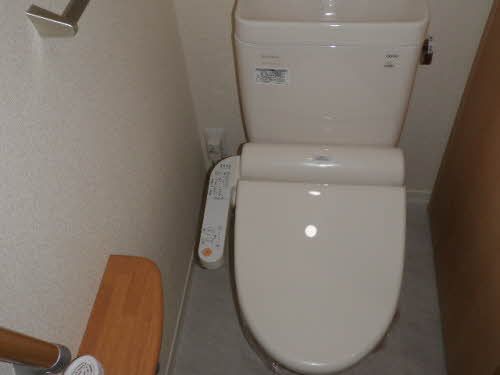 トイレ　トイレ