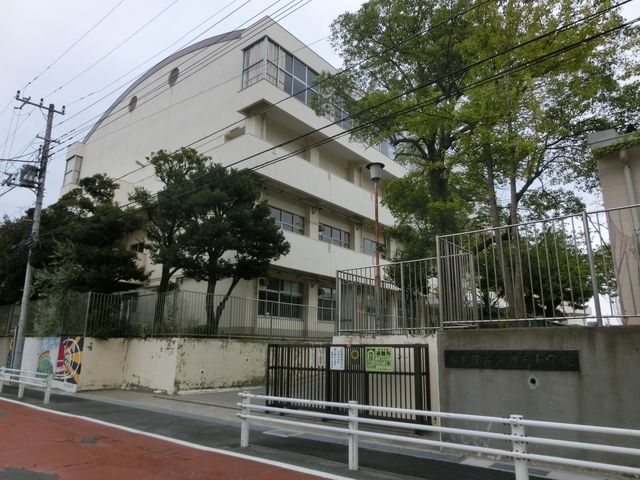 小学校　船橋市立海神南小学校（小学校）まで652m
