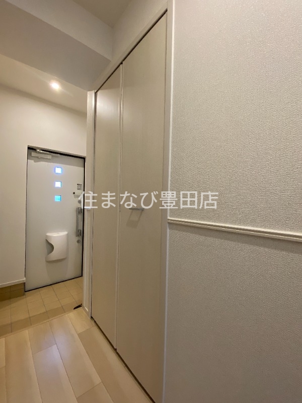 玄関　同型完成モデル