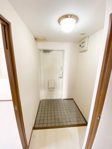 玄関　素敵な玄関は毎朝あなたを元気に送りだしてくれますよ