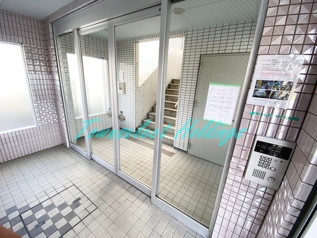 エントランス　毎日通るエントランス♪