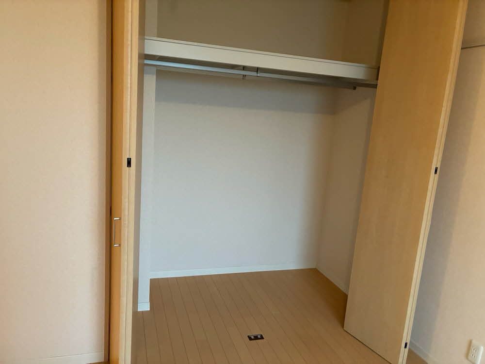 収納　洋室にある収納スペース。荷物の多い方に心強い味方です。