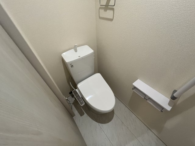 トイレ　シンプルで使いやすいトイレです