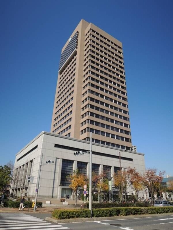 役所　東大阪市役所（役所）まで551m