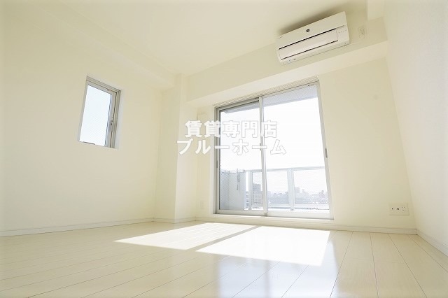 居室・リビング　日当たり良く気持ち良いお部屋です！