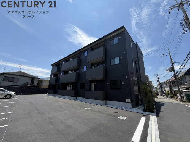 建物外観　ダブルロック付きで安心です