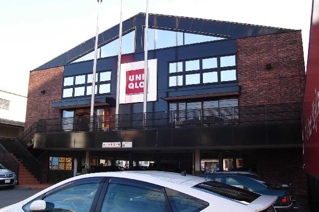 その他　ユニクロ　庚午店（衣料品店）（その他）まで160m