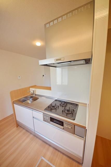 キッチン　※別部屋参考写真※