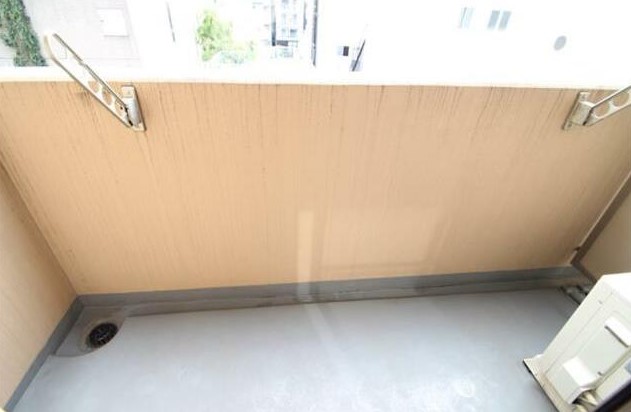 バルコニー　他部屋参考写真です。