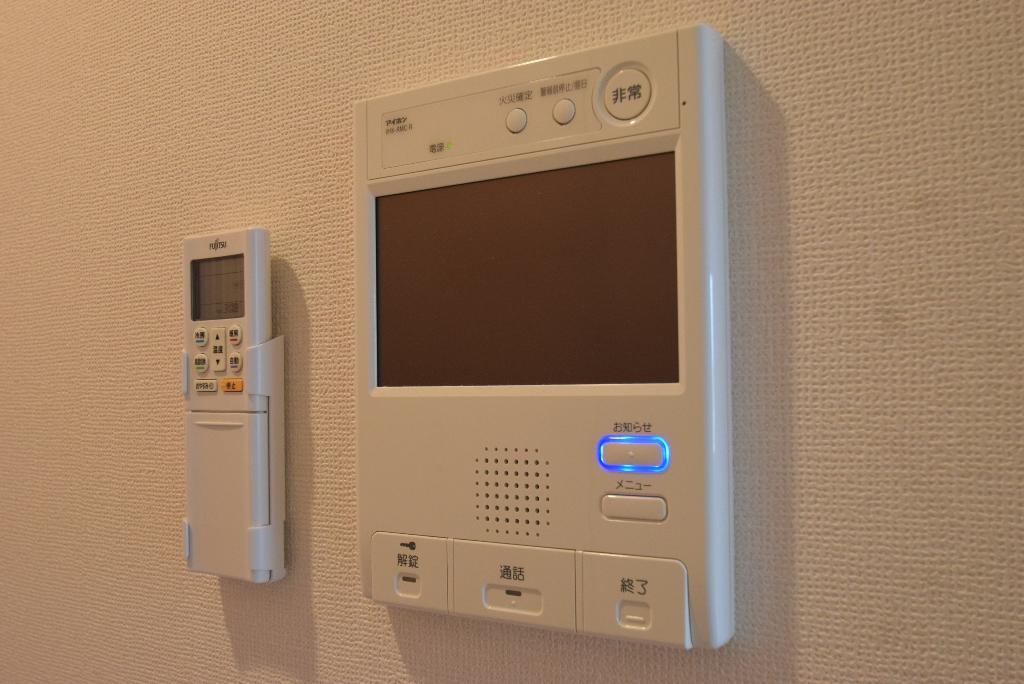 セキュリティ　カメラ付インターホン