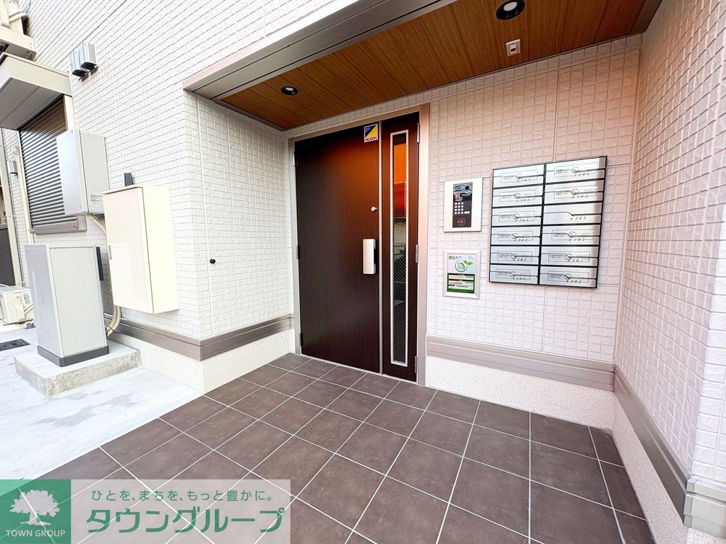 エントランス　お問合せはタウンハウジングまで！※現地待合わせ相談可能