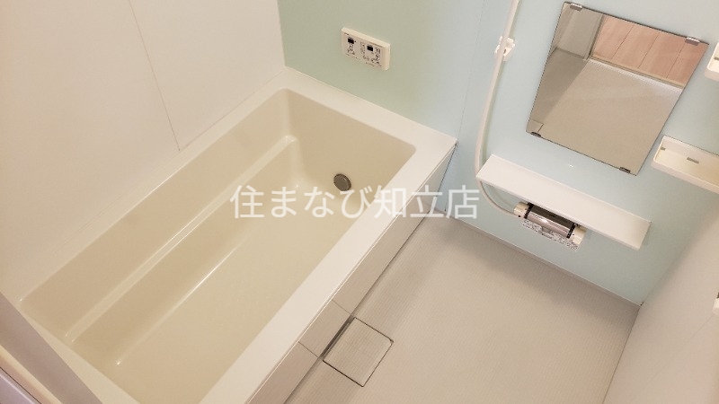 バス・シャワールーム　同型別部屋写真
