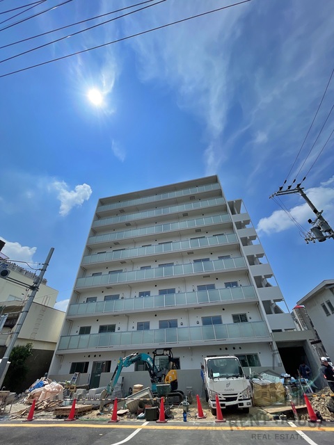建物外観　外観（建築中）