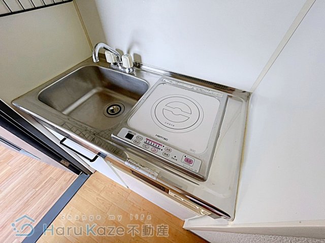 名鉄名古屋本線 堀田駅 徒歩7分 8階建 築33年のキッチン写真