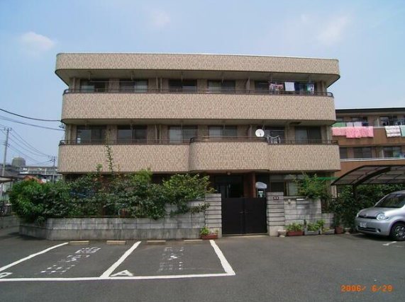 建物外観　サンハイツのご紹介は住まいの窓口アソシエにお任せください。