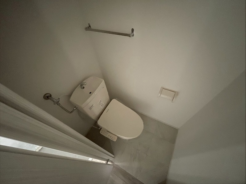 トイレ　トイレです。ウォシュレット付を探している方、おすすめです！