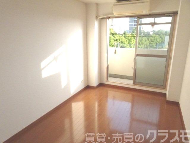 居室・リビング　広々としたお部屋です♪