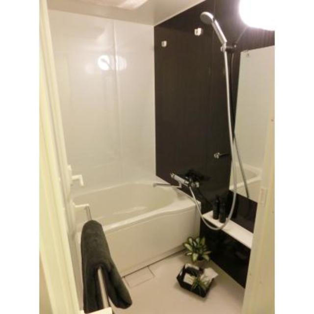 バス・シャワールーム　※写真は同タイプ住戸です。